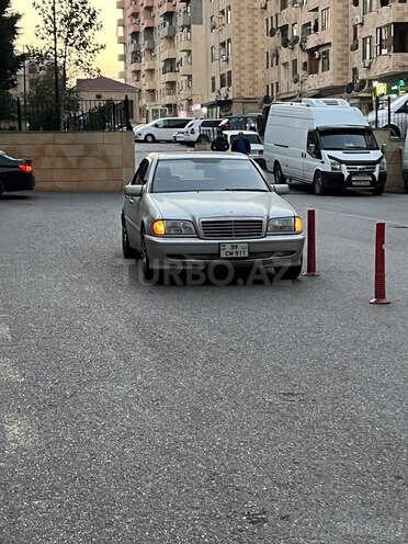 Mercedes C 230 1999, 368,000 km - 2.3 л - Bakı