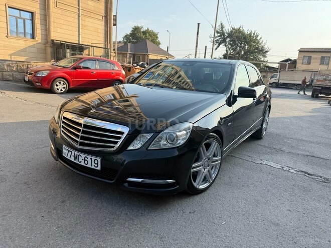 Mercedes E 220 d 2011, 179,456 km - 2.1 l - Bakı