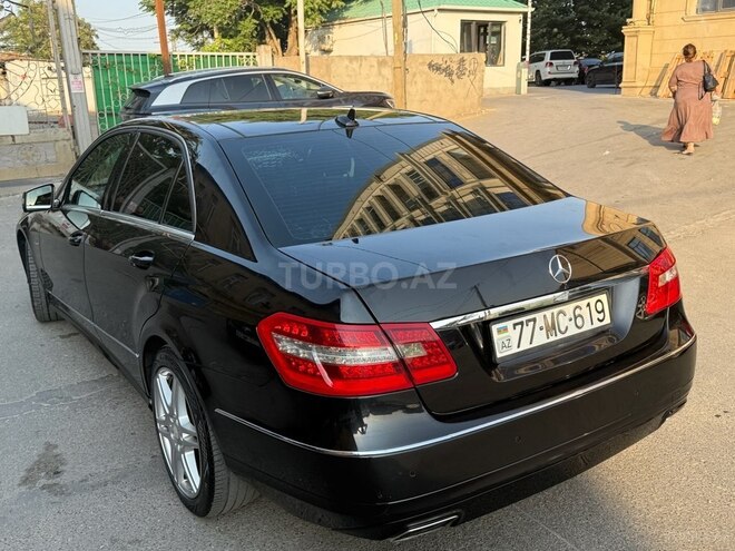 Mercedes E 220 d 2011, 179,456 km - 2.1 l - Bakı