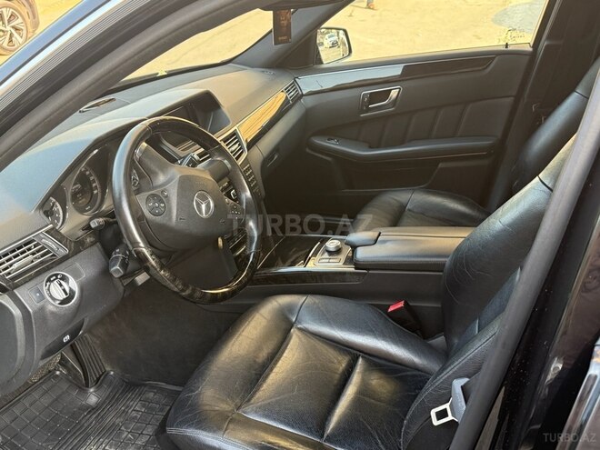 Mercedes E 220 d 2011, 179,456 km - 2.1 l - Bakı