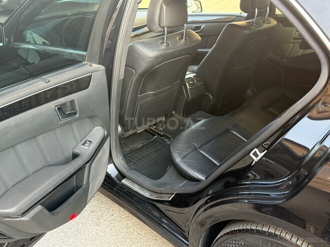 Mercedes E 220 d 2011, 179,456 km - 2.1 l - Bakı