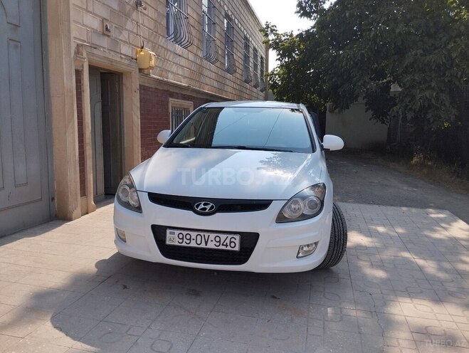 Hyundai i30 2009, 380,000 km - 1.6 l - Gəncə