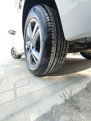 Hyundai i30 2009, 380,000 km - 1.6 l - Gəncə