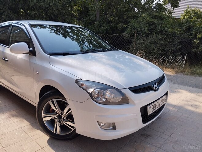 Hyundai i30 2009, 380,000 km - 1.6 l - Gəncə
