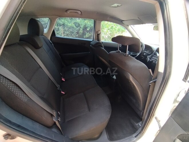 Hyundai i30 2009, 380,000 km - 1.6 l - Gəncə