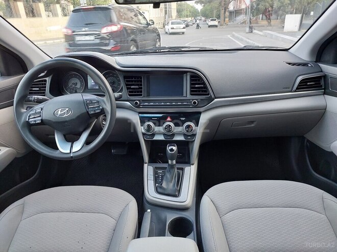 Hyundai Elantra 2019, 126,000 km - 2.0 л - Bakı