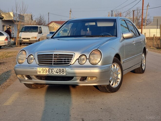 Mercedes E 220 d 1999, 499,000 km - 2.2 l - Bakı