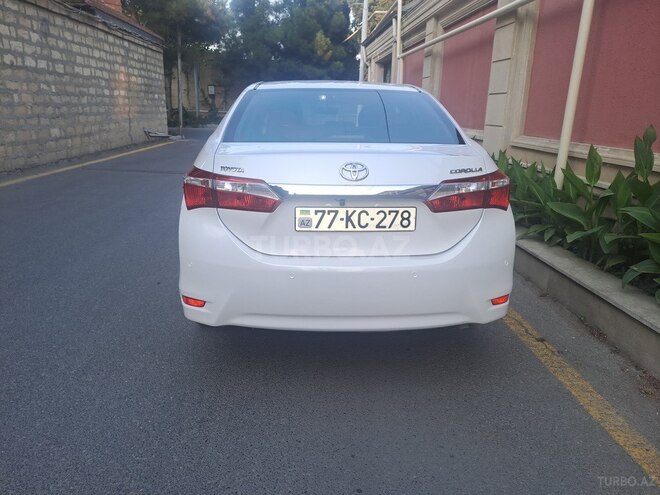 Toyota Corolla 2015, 173,000 km - 1.6 l - Bakı