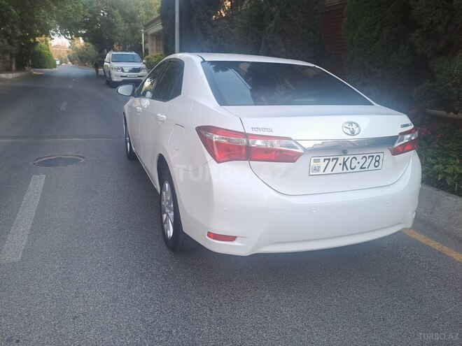 Toyota Corolla 2015, 173,000 km - 1.6 l - Bakı
