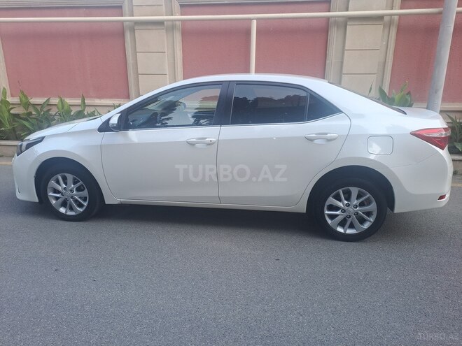Toyota Corolla 2015, 173,000 km - 1.6 l - Bakı