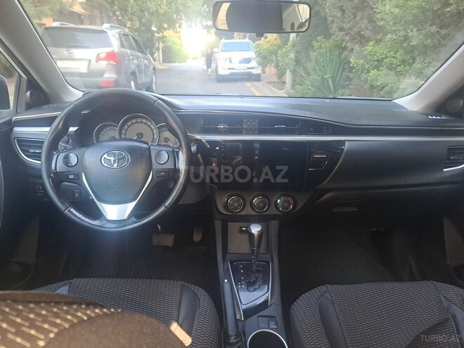 Toyota Corolla 2015, 173,000 km - 1.6 l - Bakı