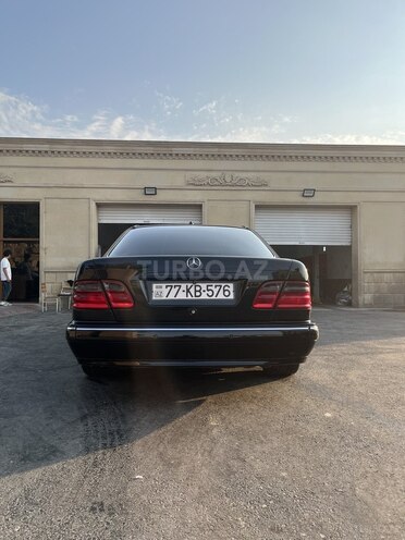 Mercedes E 270 2000, 500,000 km - 2.7 l - Bakı