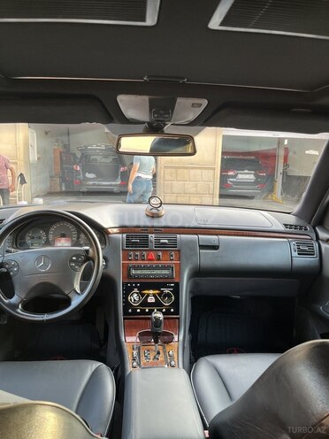 Mercedes E 270 2000, 500,000 km - 2.7 l - Bakı