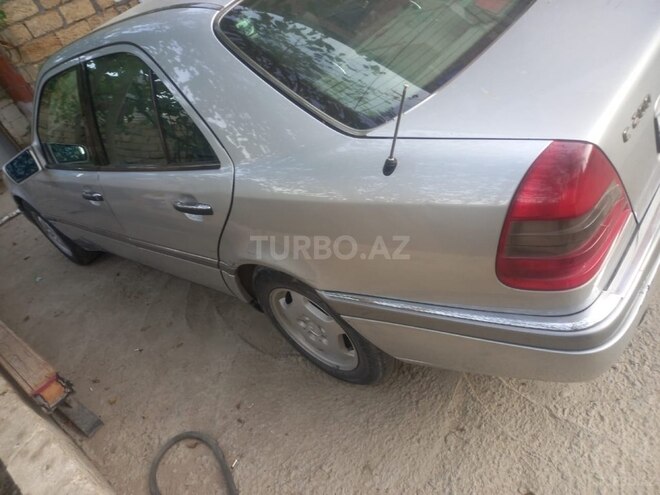 Mercedes C 200 1996, 228,000 km - 2.0 л - Bakı