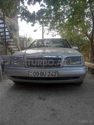 Mercedes C 200 1996, 228,000 km - 2.0 л - Bakı
