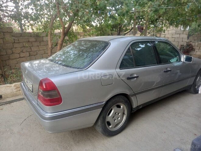 Mercedes C 200 1996, 228,000 km - 2.0 л - Bakı
