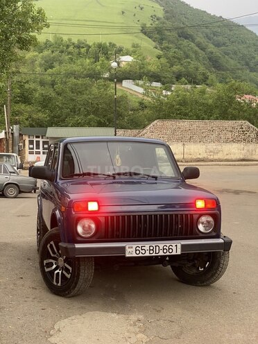 LADA (VAZ) Niva 2014, 200,000 km - 1.7 l - Yardımlı