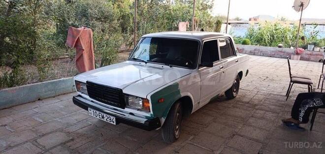 LADA (VAZ) 2105 1981, 196,000 km - 1.5 l - Neftçala