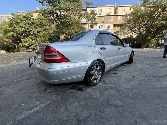 Mercedes C 200 2000, 354,000 km - 2.0 l - Bakı