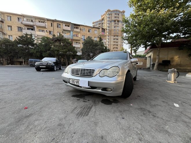 Mercedes C 200 2000, 354,000 km - 2.0 l - Bakı