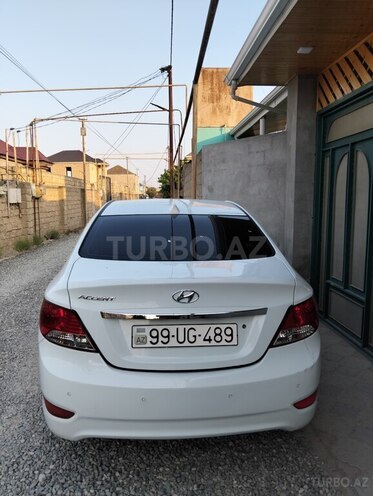 Hyundai Accent 2010, 130,000 km - 1.6 l - Bakı