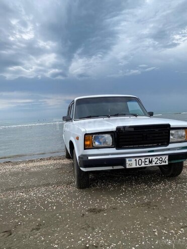 LADA (VAZ) 2105 1981, 196,000 km - 1.5 l - Neftçala