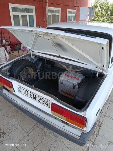 LADA (VAZ) 2105 1981, 196,000 km - 1.5 l - Neftçala