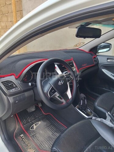 Hyundai Accent 2010, 130,000 km - 1.6 l - Bakı