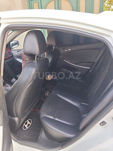 Hyundai Accent 2010, 130,000 km - 1.6 l - Bakı