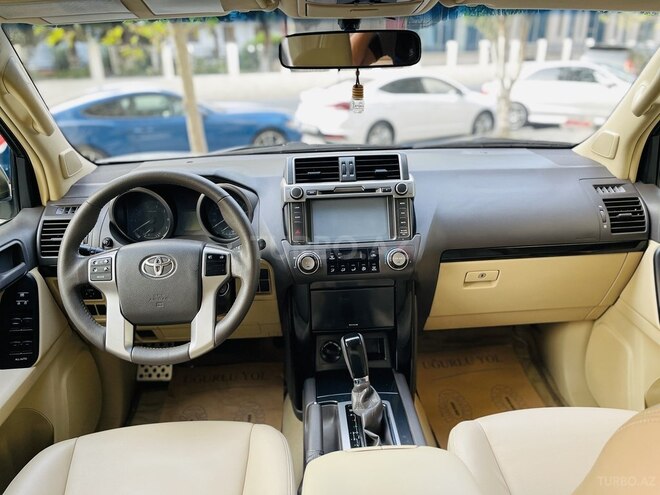Toyota Land Cruiser Prado 2014, 200,000 km - 2.7 l - Bakı