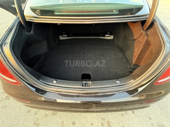 Mercedes E 200 d 2016, 200,000 km - 2.0 л - Bakı