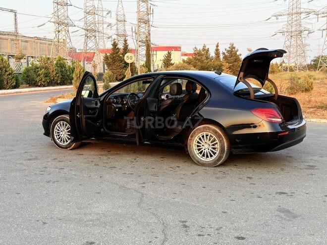 Mercedes E 200 d 2016, 200,000 km - 2.0 л - Bakı