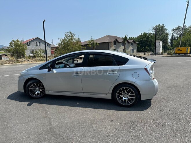 Toyota Prius 2010, 295,000 km - 1.8 l - Zaqatala