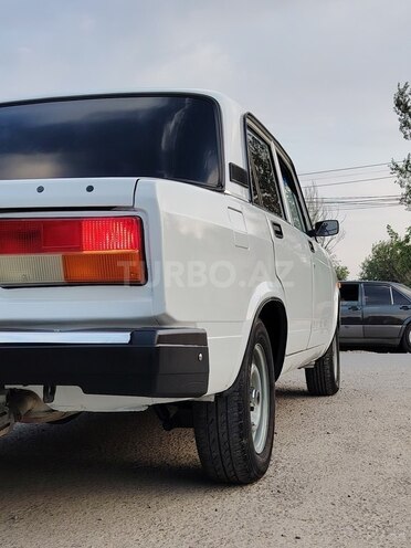 LADA (VAZ) 2107 2004, 59,112 km - 1.6 l - Salyan