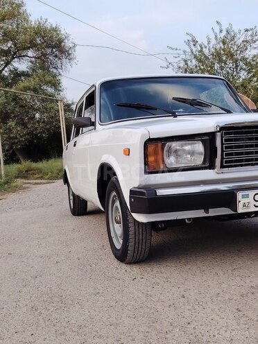 LADA (VAZ) 2107 2004, 59,112 km - 1.6 l - Salyan