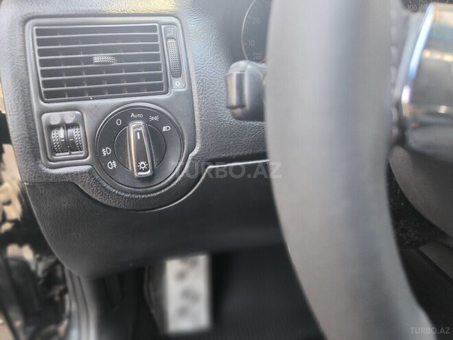 Volkswagen Golf 1999, 300,000 km - 2.0 l - Bakı