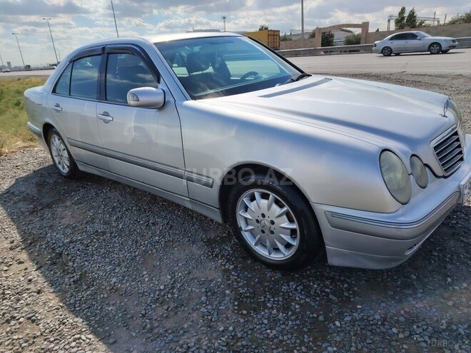 Mercedes E 240 1999, 258,000 km - 2.4 л - Bakı