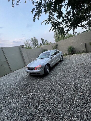Mercedes C 240 2001, 325,555 km - 2.6 l - Ağdam