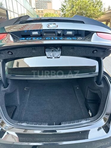 BMW 330 2016, 236,000 km - 2.0 l - Bakı
