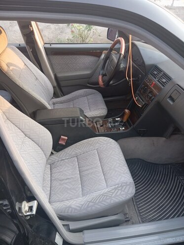 Mercedes C 200 1994, 630,000 km - 2.0 л - Tovuz