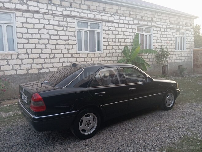 Mercedes C 200 1994, 630,000 km - 2.0 л - Tovuz