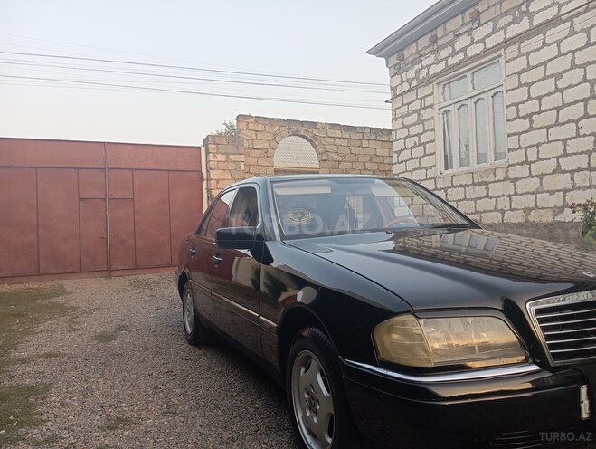 Mercedes C 200 1994, 630,000 km - 2.0 л - Tovuz