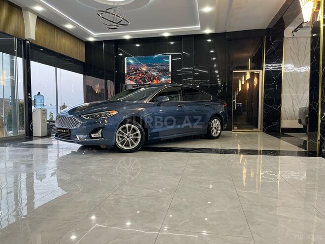 Ford Fusion (North America) 2019, 172,136 km - 2.0 л - Sumqayıt