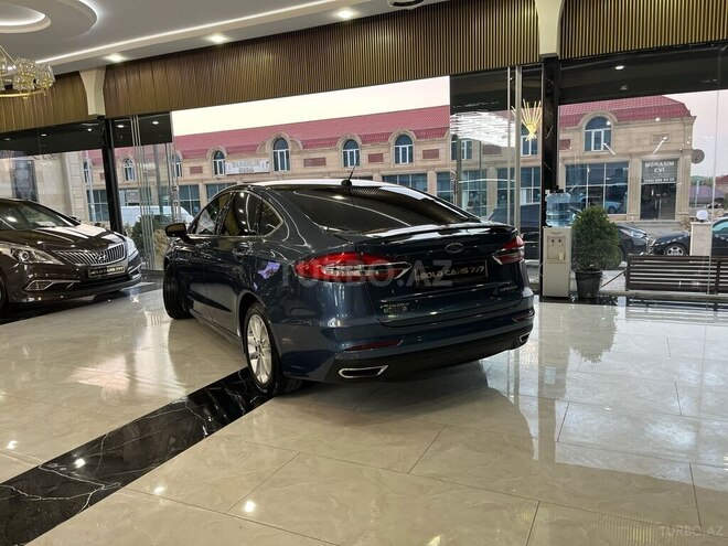 Ford Fusion (North America) 2019, 172,136 km - 2.0 л - Sumqayıt