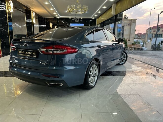 Ford Fusion (North America) 2019, 172,136 km - 2.0 л - Sumqayıt
