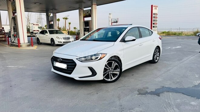 Hyundai Elantra 2018, 60,000 km - 2.0 l - Bakı