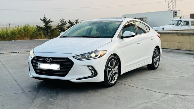 Hyundai Elantra 2018, 60,000 km - 2.0 l - Bakı
