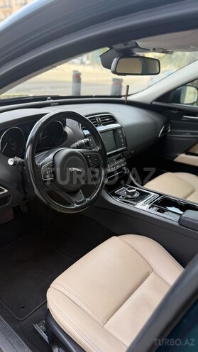 Jaguar XE 2018, 136,000 km - 2.0 l - Bakı