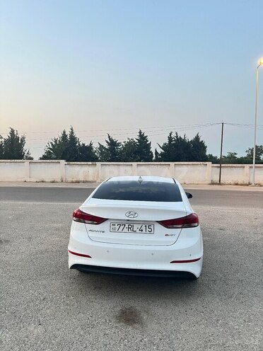 Hyundai Avante 2016, 195,000 km - 1.6 l - Bakı