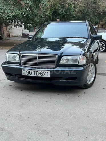 Mercedes C 200 1999, 325,000 km - 2.0 l - Bakı